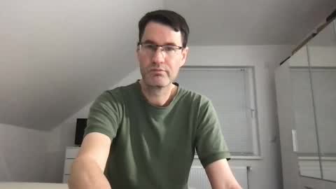 Snapshot of zzz123_cam chatting on 11.16.25 zzz123_cam online show from 11.16.25