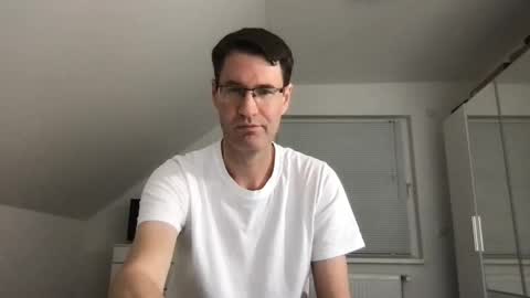 Snapshot of zzz123_cam chatting on 11.21.25 zzz123_cam online show from 11.21.25