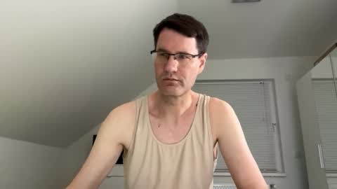 Snapshot of zzz123_cam chatting on 02.19.26 zzz123_cam online show from 02.19.26