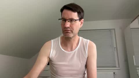 Snapshot of zzz123_cam chatting on 03.01.26 zzz123_cam online show from 03.01.26