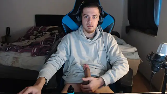 AlbanerYaro45 online show from 01.07.25