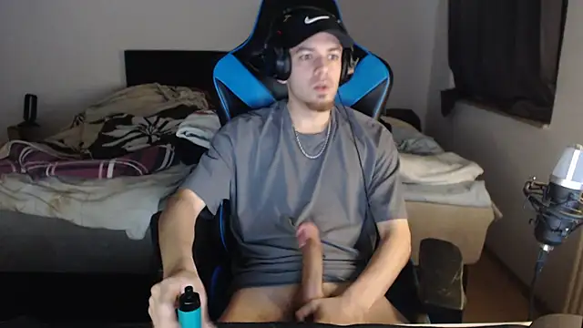 AlbanerYaro45 online show from 01.07.25