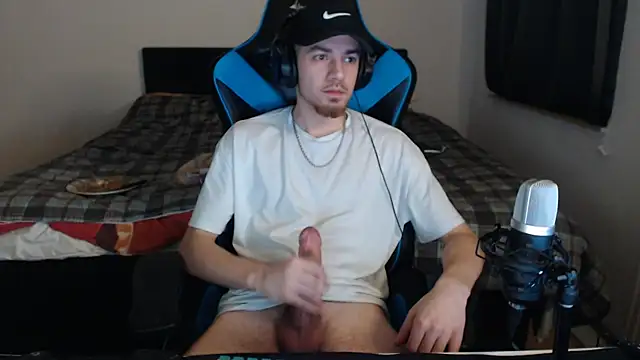 AlbanerYaro45 online show from 02.12.25