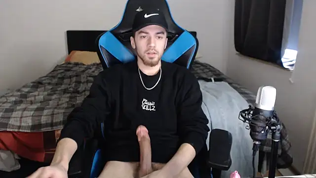 AlbanerYaro45 online show from 02.24.25