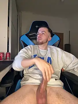 AlbanerYaro45 online show from 03.21.25