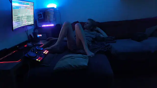 Snapshot of davidgntxxxxx chatting on 04.12.26 davidgntxxxxx online show from 04.12.26