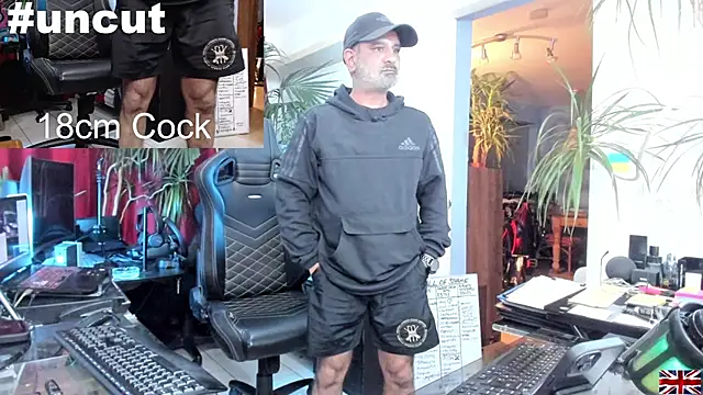 OnlineBossUK online show from 01.10.25