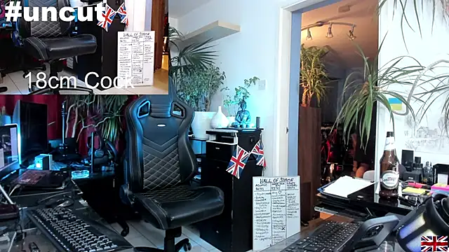 OnlineBossUK online show from 01.11.25