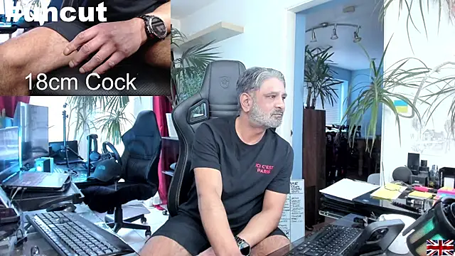 OnlineBossUK online show from 01.11.25