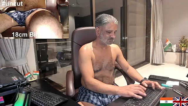OnlineBossUK online show from 01.31.25