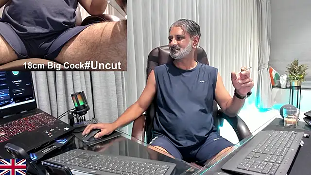 OnlineBossUK online show from 02.01.26