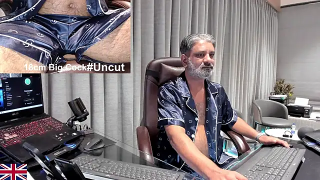 OnlineBossUK online show from 04.06.26