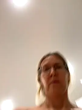 angelmommu online show from 11.19.25