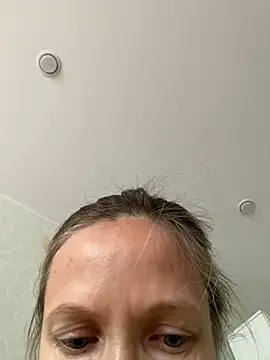 angelmommu online show from 11.29.25