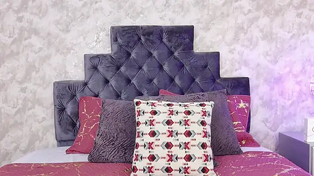 elizabeth coleman online show from 12.20.25