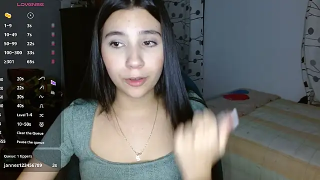 Snapshot of mia__lopez_ chatting on 12.07.24 mia lopez online show from 12.07.24