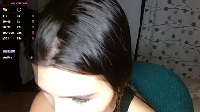 Snapshot of mia__lopez_ chatting on 12.29.24 mia lopez online show from 12.29.24