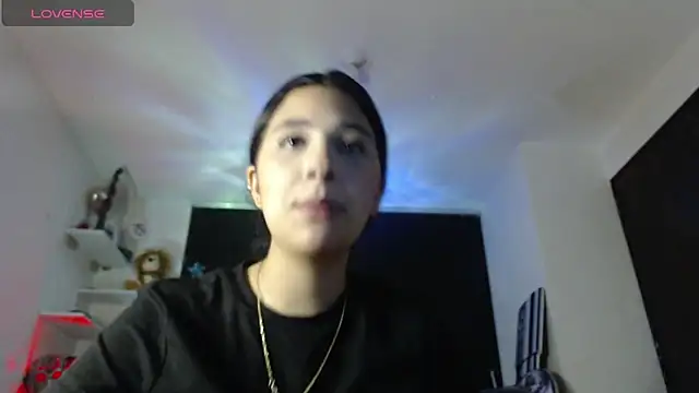 Snapshot of mia__lopez_ chatting on 01.11.25 mia lopez online show from 01.11.25