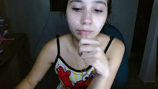 Snapshot of mia__lopez_ chatting on 06.19.26 mia lopez online show from 06.19.26