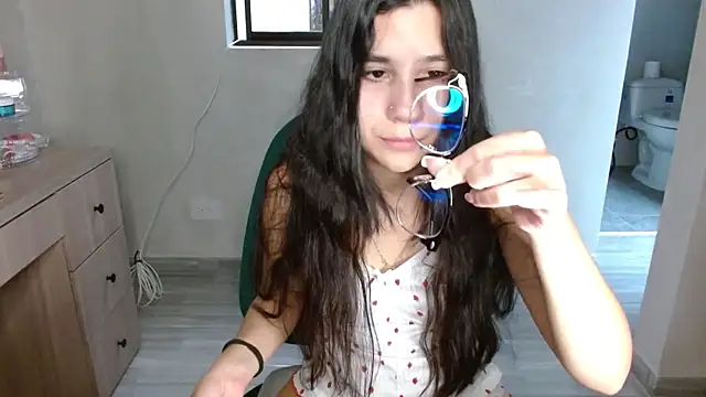 Snapshot of mia__lopez_ chatting on 07.15.26 mia lopez online show from 07.15.26