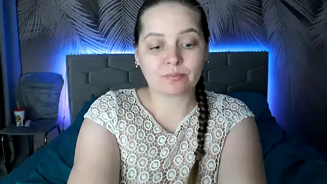 uliastar online show from 01.18.25