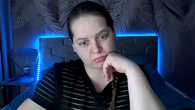 uliastar online show from 02.24.25