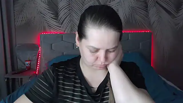 uliastar online show from 02.24.25