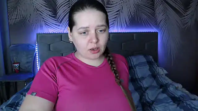 uliastar online show from 02.25.25