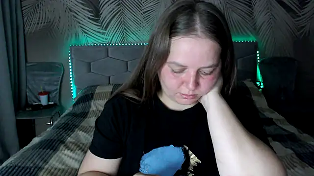 uliastar online show from 09.24.25