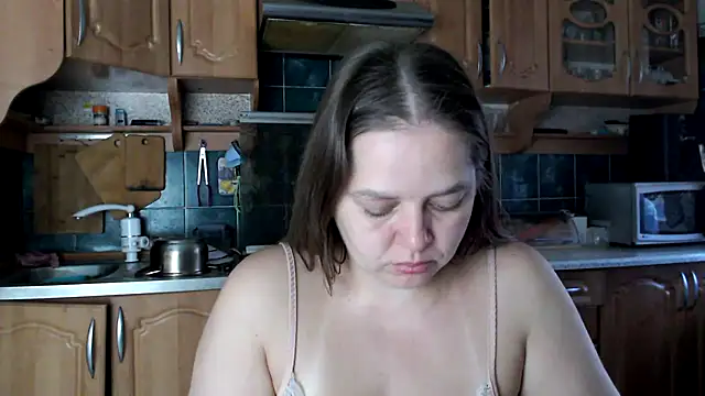 uliastar online show from 10.11.25