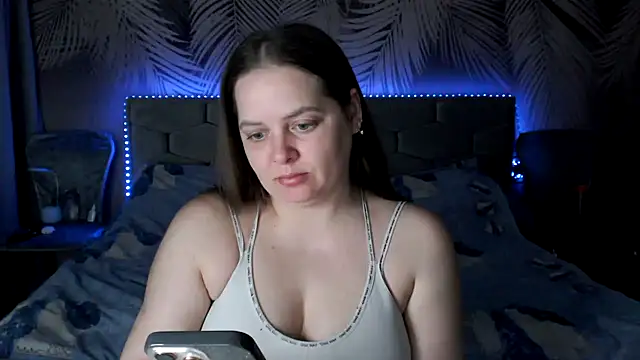 uliastar online show from 04.10.26