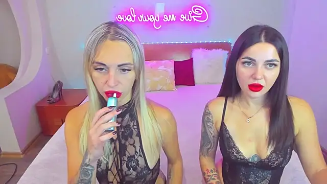 Snapshot of CrazyMilanka chatting on 09.13.25 CrazyMilanka online show from 09.13.25