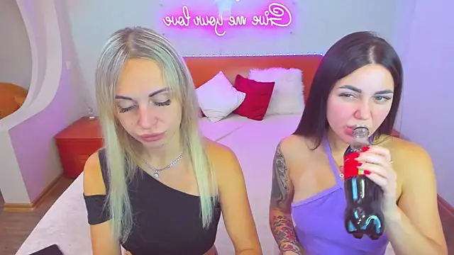 Snapshot of CrazyMilanka chatting on 09.22.25 CrazyMilanka online show from 09.22.25