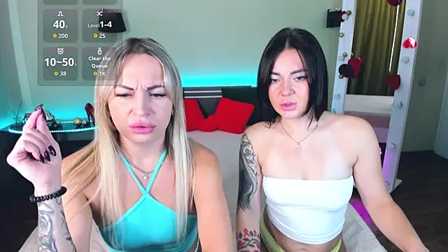 Snapshot of CrazyMilanka chatting on 10.19.25 CrazyMilanka online show from 10.19.25