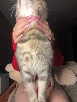 Snapshot of FionaLaNice chatting on 10.23.25 FionaLaNice online show from 10.23.25