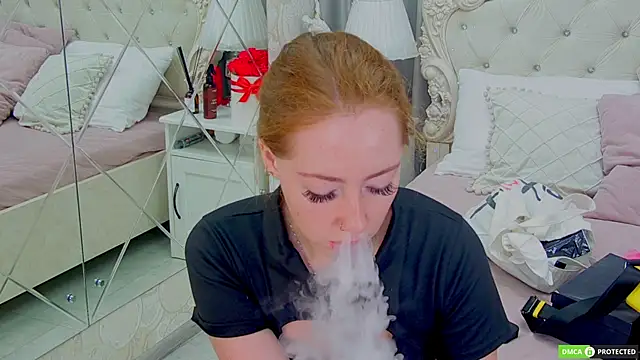 TinaBrook online show from 10.09.25