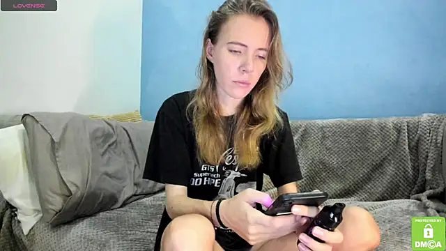 Snapshot of Kalisee_ chatting on 12.14.24 Kalisee  online show from 12.14.24