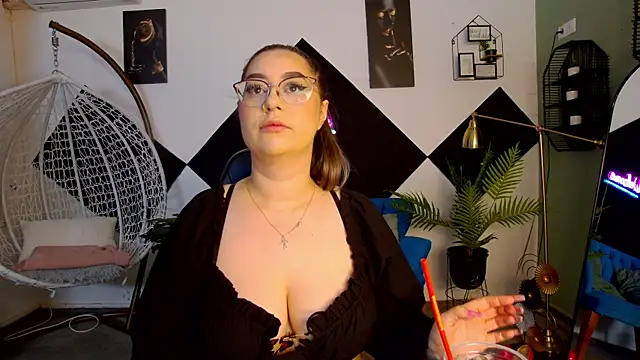 Katewalker  online show from 07.05.26