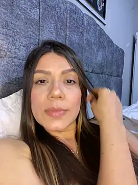 martina contreras online show from 12.19.25
