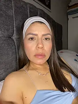 martina contreras online show from 04.09.26