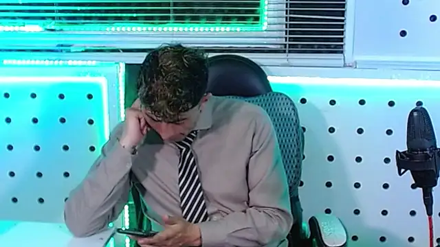 Darko0717 online show from 09.26.25