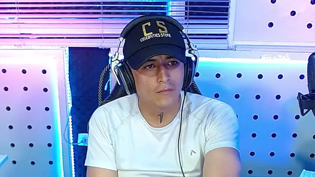 Darko0717 online show from 10.24.25