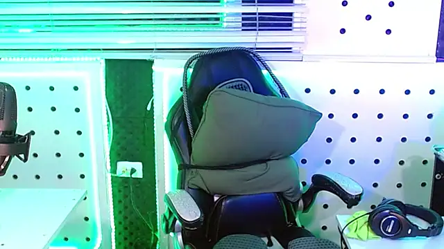 Darko0717 online show from 11.24.25