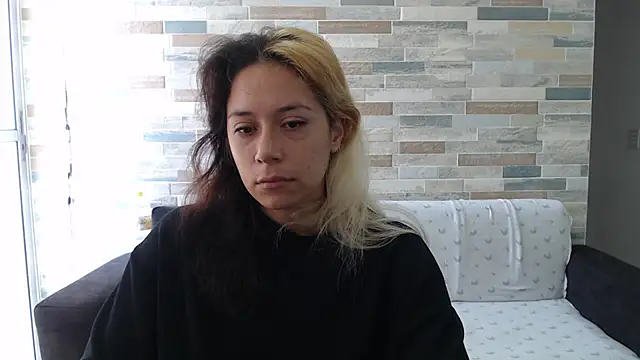 MommyMiaWs online show from 09.29.25