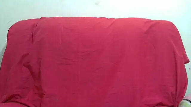 sluttylaura21 online show from 02.19.25