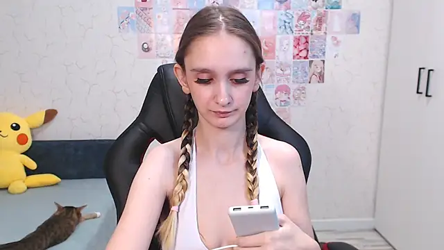 Jackie Morgan online show from 03.11.25