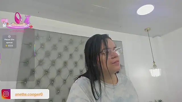 anette cooper online show from 10.17.25