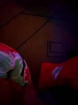 estefyzapata online show from 10.06.25