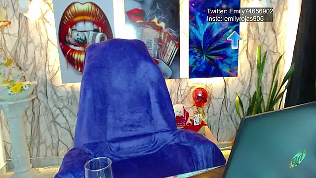 Snapshot of EmiTranny chatting on 03.21.25 EmiTranny online show from 03.21.25