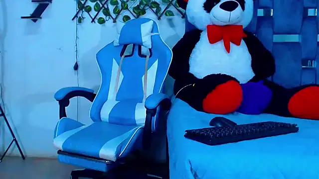 Hakim prettynigg online show from 11.03.25